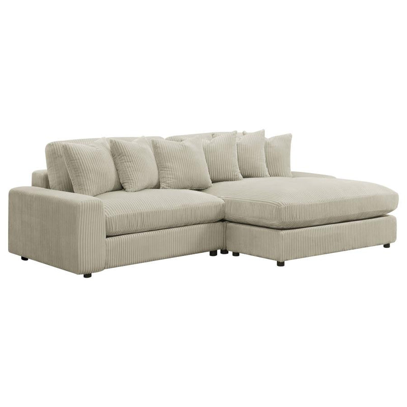 509900  Upholstered Reversible Chaise Sectional Sofa Fog